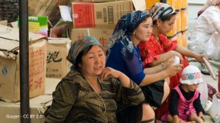 Beunruhigende Berichte von Angehörigen der Lagerhäftlinge in Xinjiang