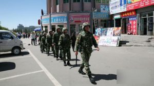 Xinjiang, verfolgen