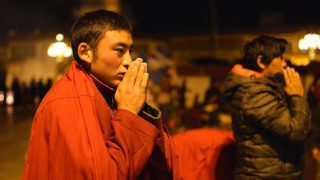 Behörden verwenden Sozialhilfezahlungen gegen tibetische Buddhisten