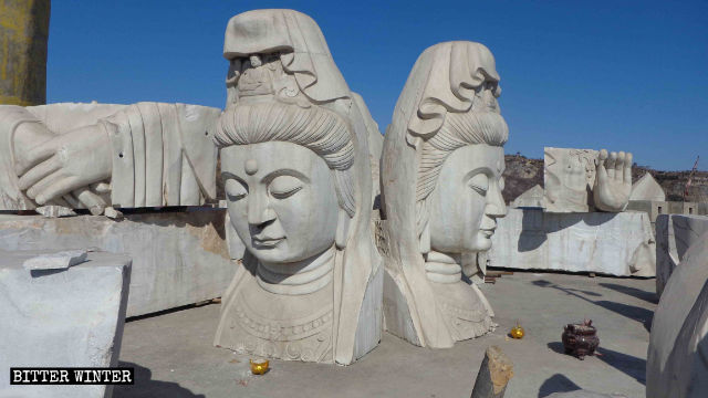 Die Guanyin-Statue wurde zerstört.