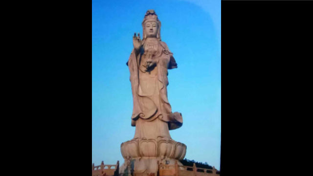 Das ursprüngliche Aussehen der Guanyin-Statue im Mingshan-Tempel