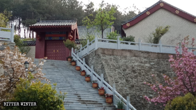 Außenansicht des Fuhui-Tempels im Huangpi-Bezirk